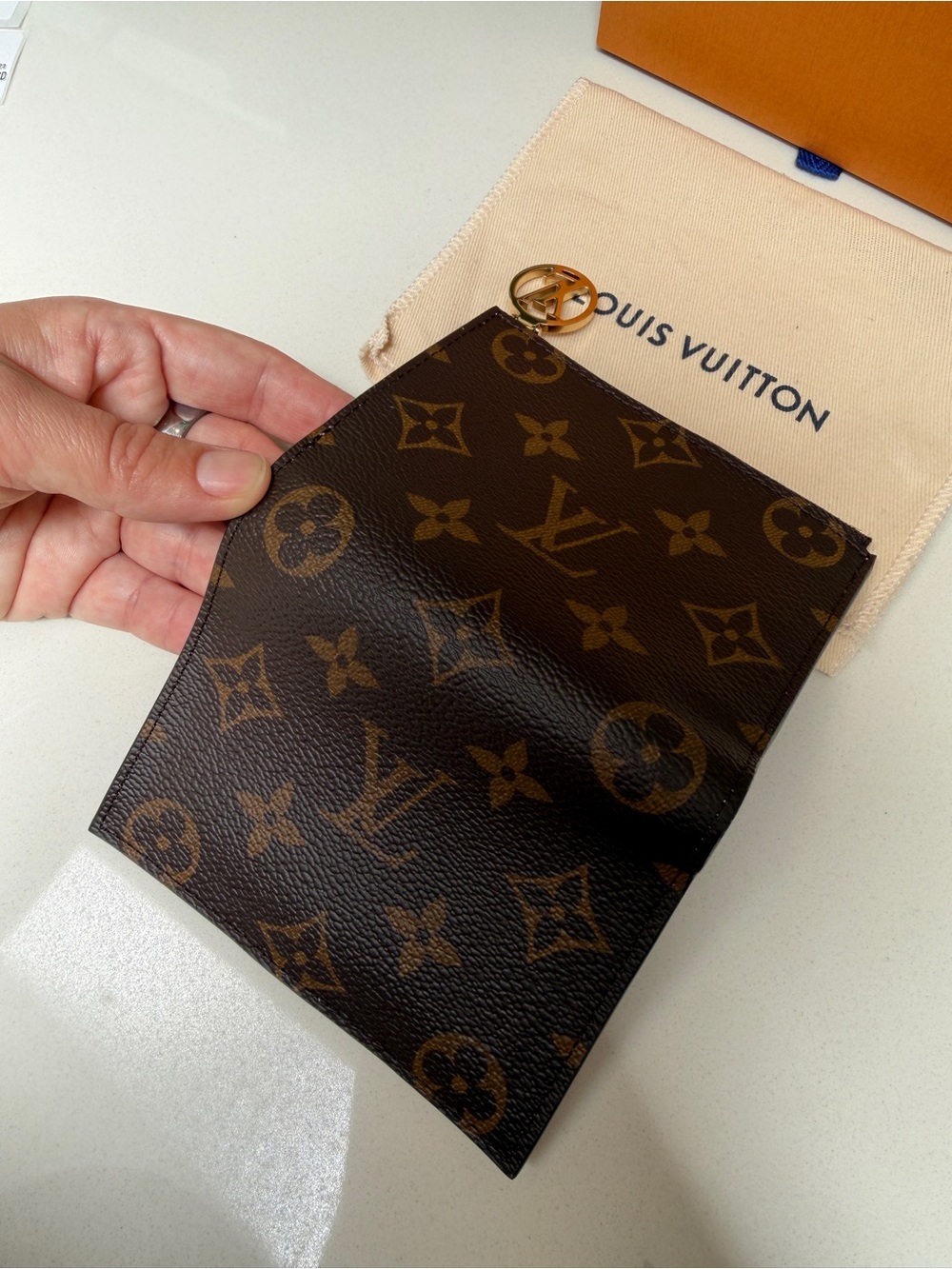 NWT Louis Vuitton Lisa Wallet in Monogram/IRIS - Picture 13 of 16
